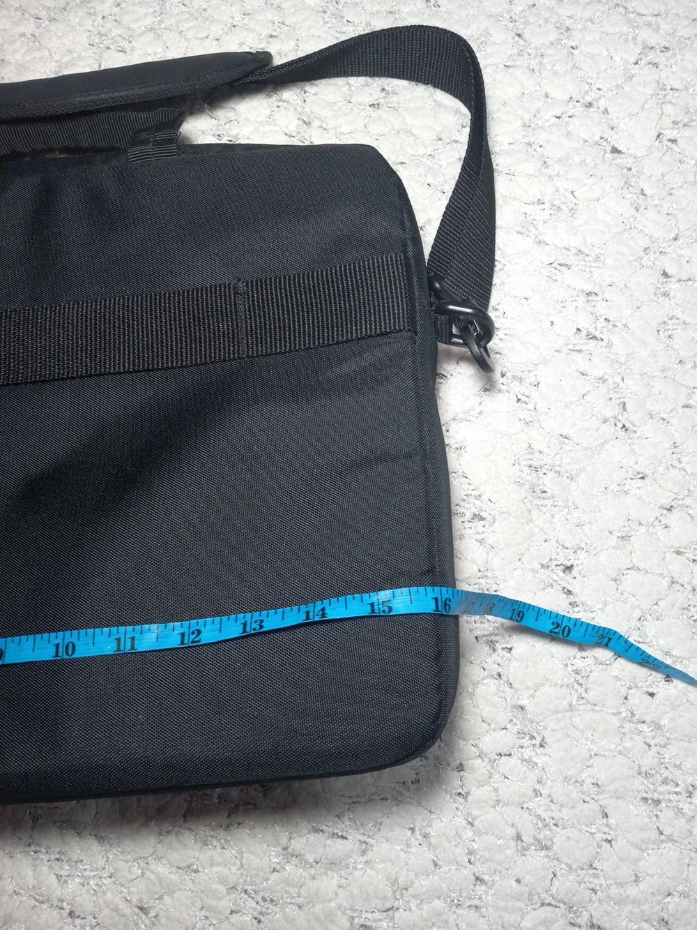 Amazon Basic Black Laptop 15 Inch Shoulder Bag with Adjustable Strap